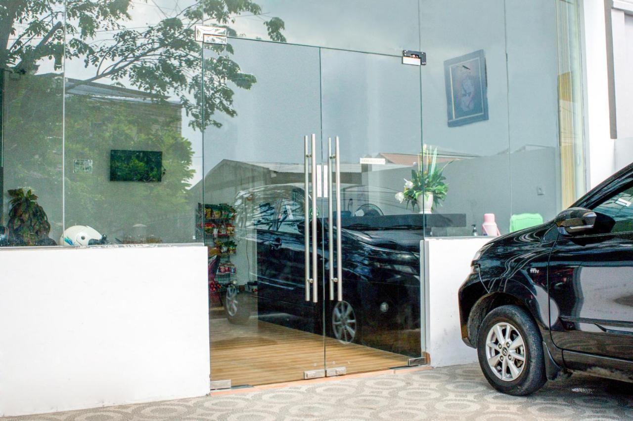 فندق Super Oyo 1183 Papakoel ميدان المظهر الخارجي الصورة